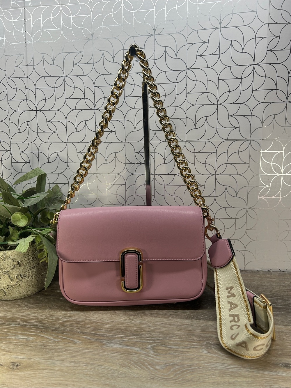Marc Jacobs “THE J” Pink Leather Shoulder Bag with Gold Chain